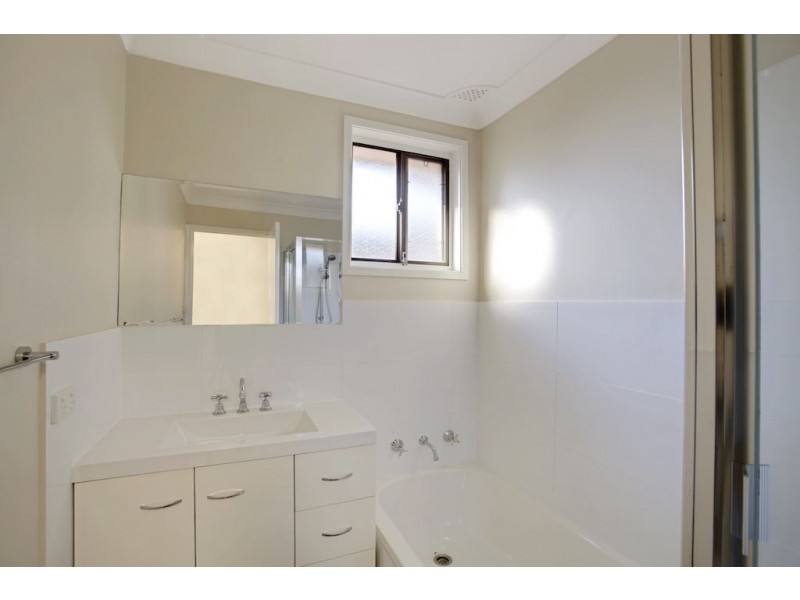 51 Demetrius Road, Rosemeadow NSW 2560