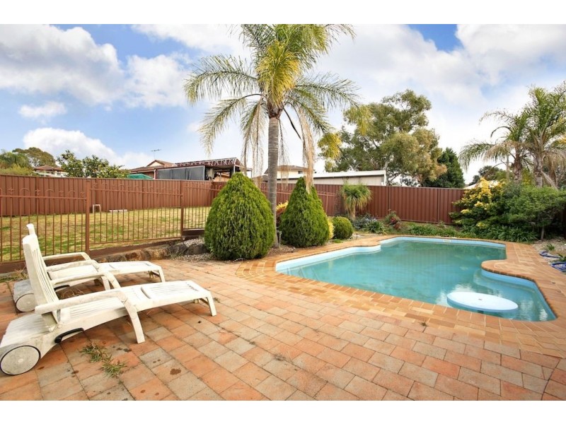 14 Woodcourt Street, Ambarvale NSW 2560
