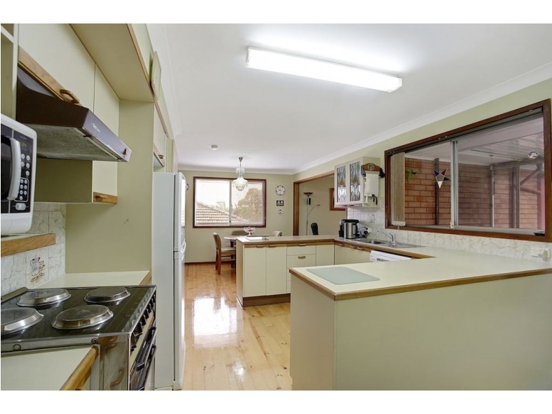 50 Pinaroo Cresent, Bradbury NSW 2560