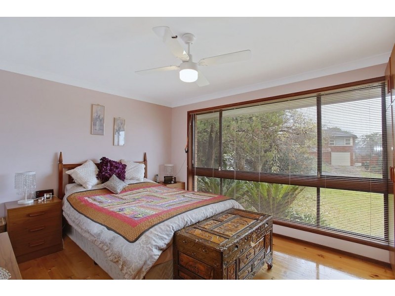 50 Pinaroo Cresent, Bradbury NSW 2560