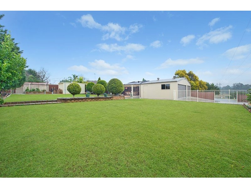 13 Opal Place, Eagle Vale NSW 2558