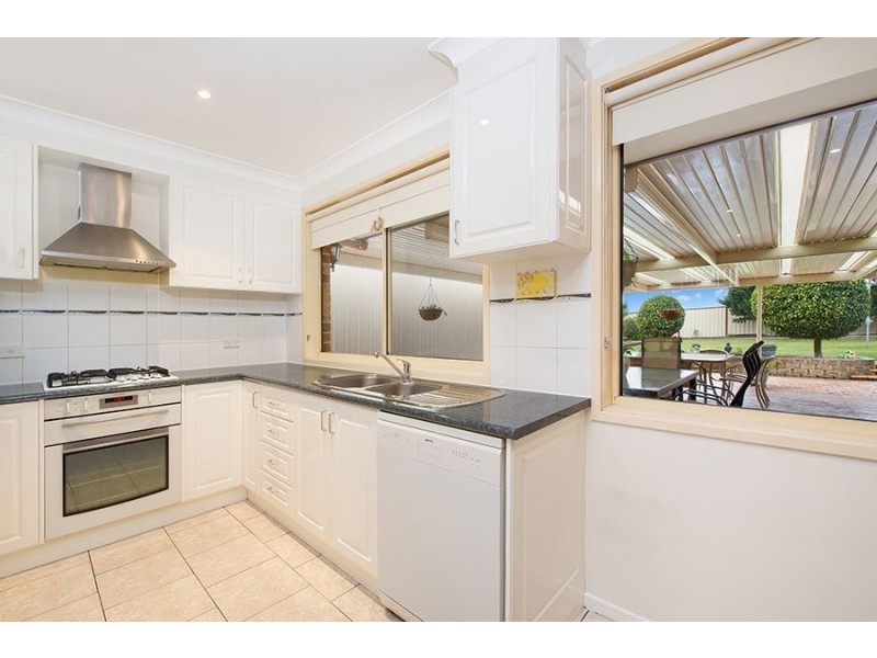 13 Opal Place, Eagle Vale NSW 2558