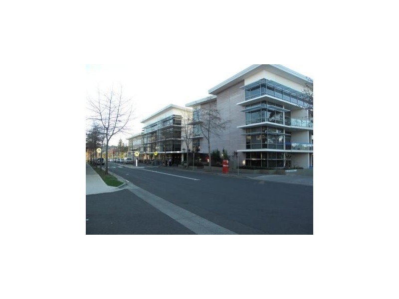 1.11/4 Hyde Pde, Campbelltown NSW 2560