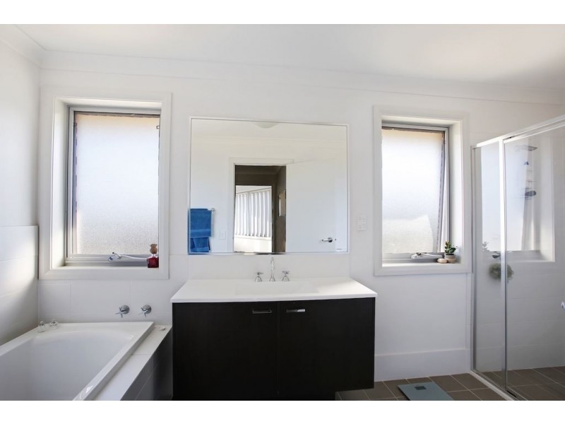 19 Bandara Circuit, Spring Farm NSW 2570