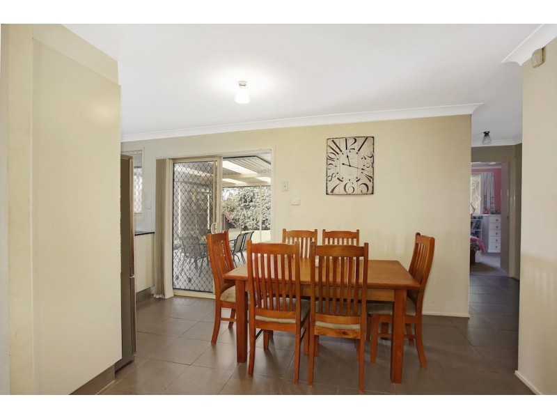 22 Granite Place, Eagle Vale NSW 2558