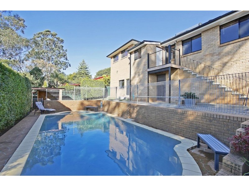 13 Ayres Crescent, Leumeah NSW 2560