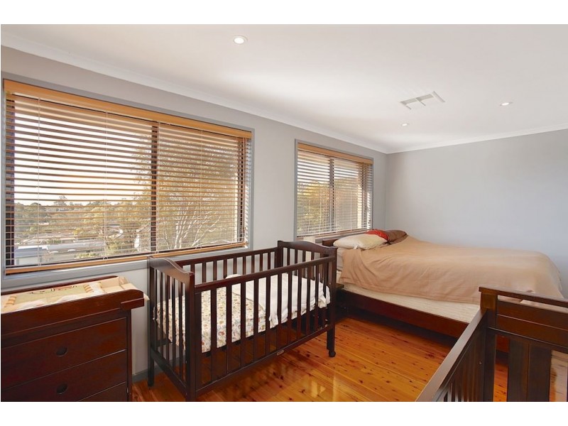 13 Ayres Crescent, Leumeah NSW 2560