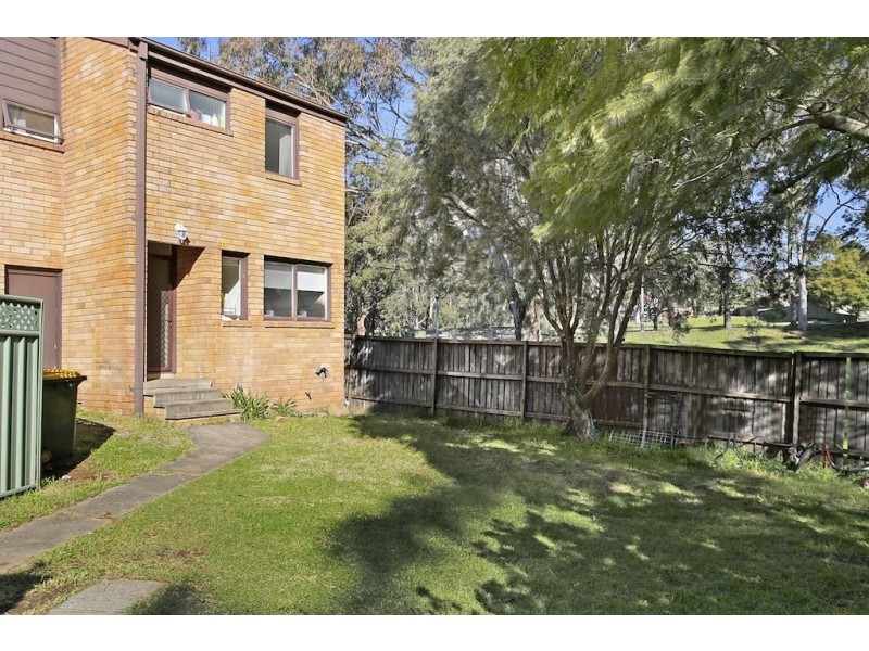 10 Timberlea Close, Bradbury NSW 2560