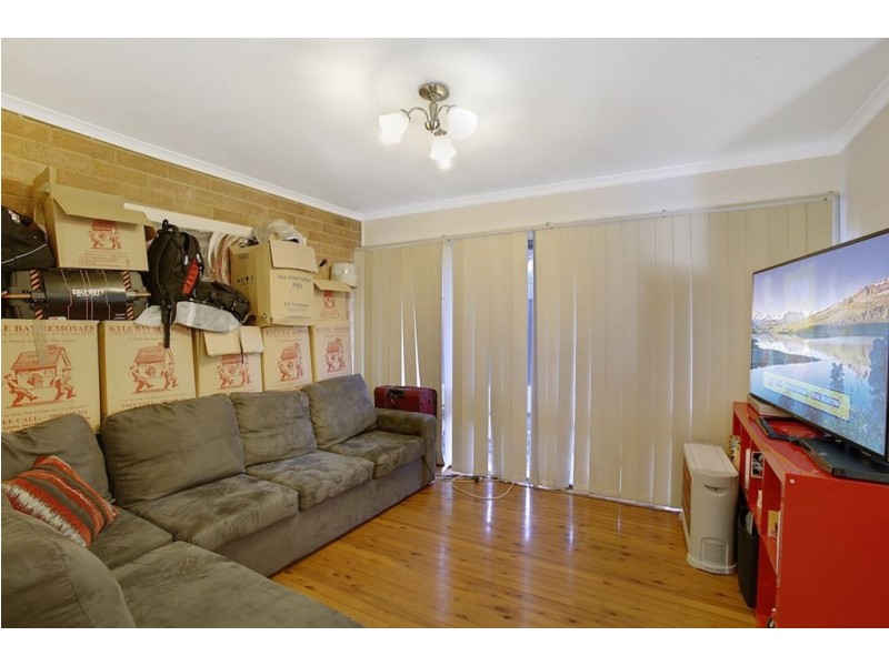 10 Timberlea Close, Bradbury NSW 2560