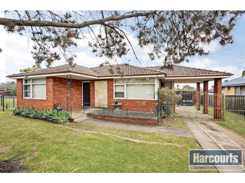 71 Waminda Avenue, Campbelltown NSW 2560