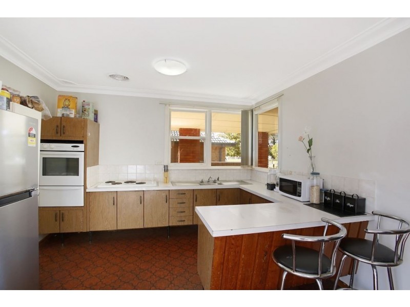 71 Waminda Avenue, Campbelltown NSW 2560