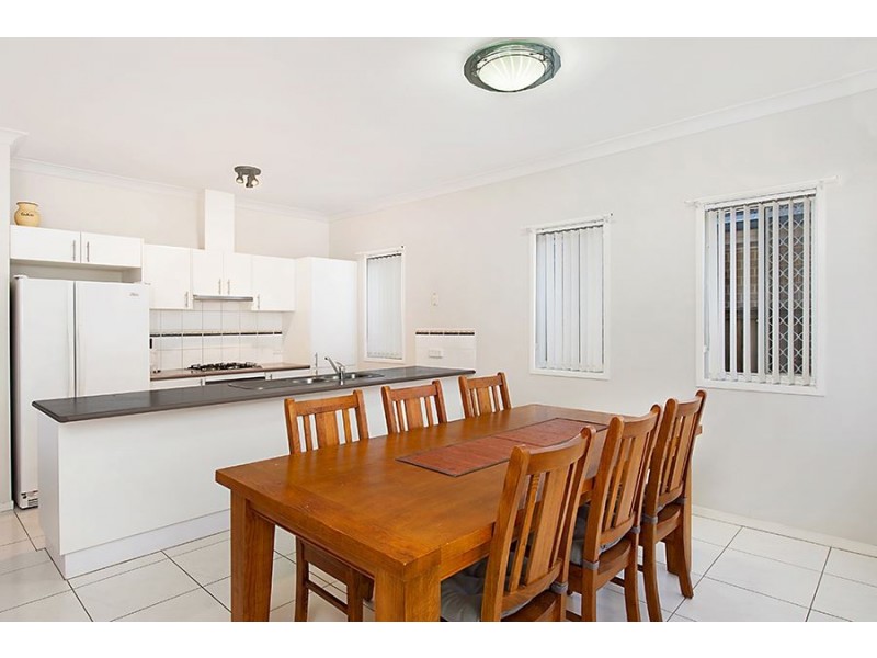 5 Carlton Road, Campbelltown NSW 2560