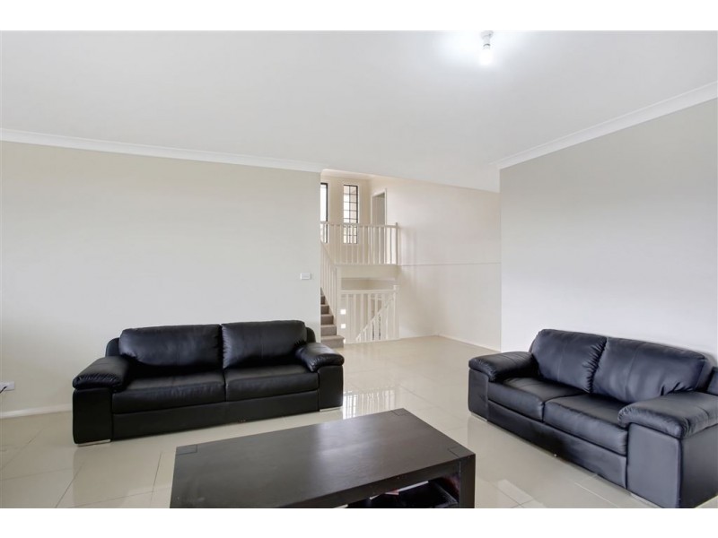 15 Vaucluse Place, Glen Alpine NSW 2560