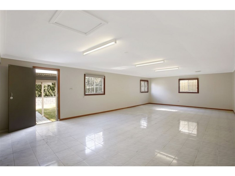 14 Romilly Place, Ambarvale NSW 2560