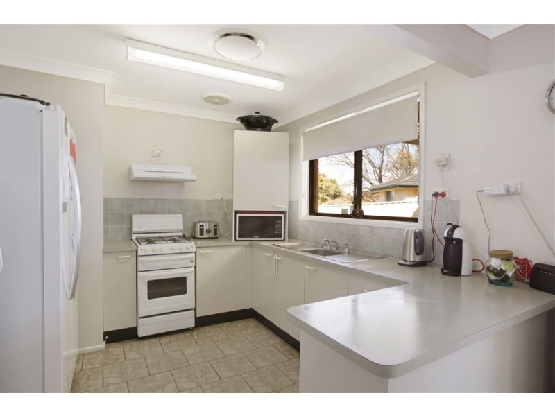 21 Clennam Avenue, Ambarvale NSW 2560