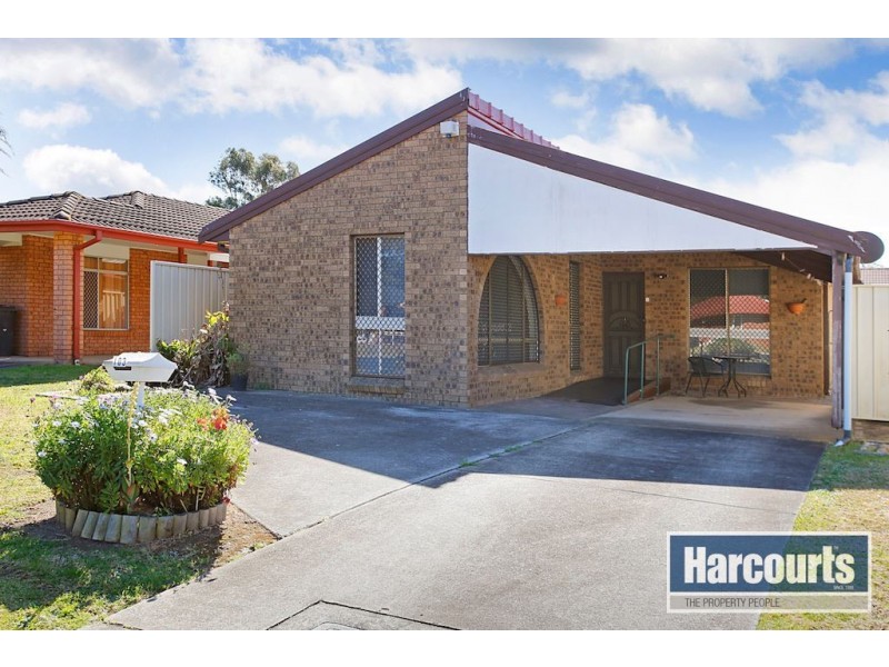 103 Potoroo Avenue, St Helens Park NSW 2560