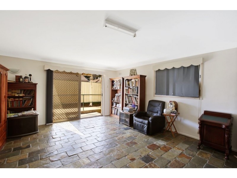 103 Potoroo Avenue, St Helens Park NSW 2560