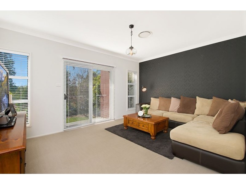 10 Hidcote Road, Campbelltown NSW 2560
