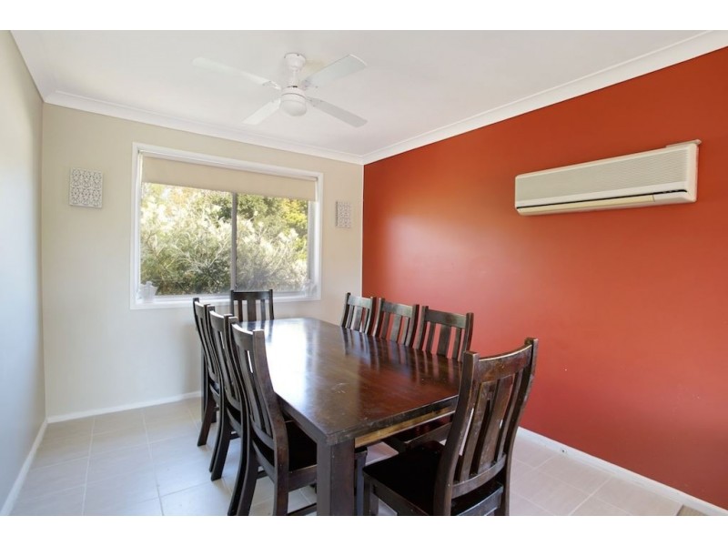 17 Blackbutt Avenue, Bradbury NSW 2560