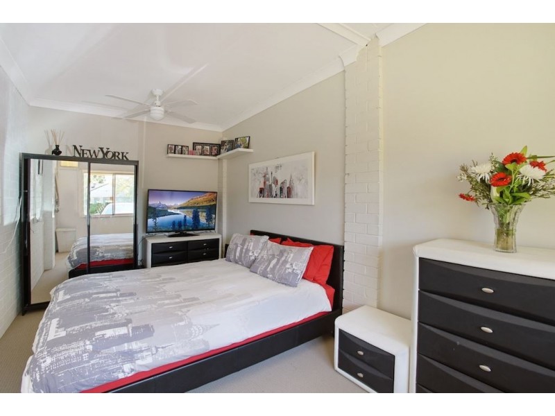 17 Blackbutt Avenue, Bradbury NSW 2560