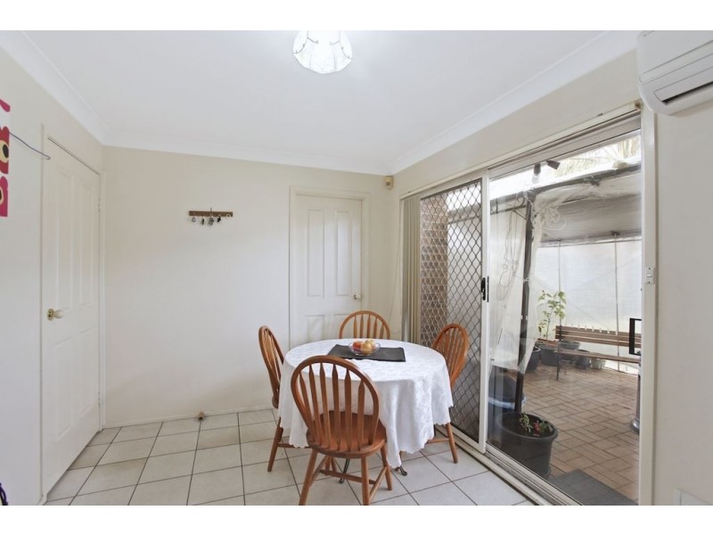 8 Nott Place, Mount Annan NSW 2567