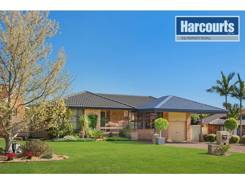 13 Whitworth Place, Raby NSW 2566
