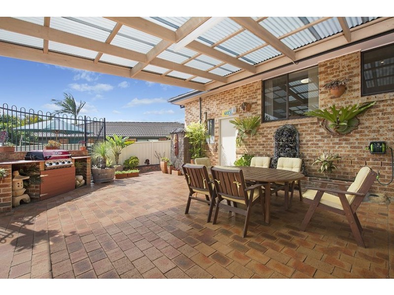 13 Whitworth Place, Raby NSW 2566