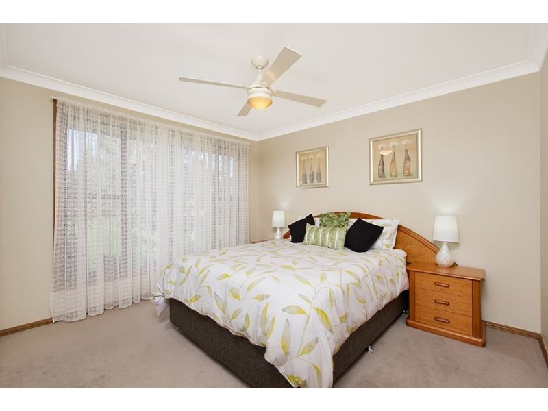 13 Whitworth Place, Raby NSW 2566