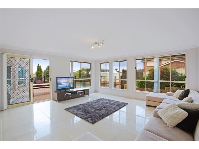 52 Mountain View Avenue, Glen Alpine NSW 2560