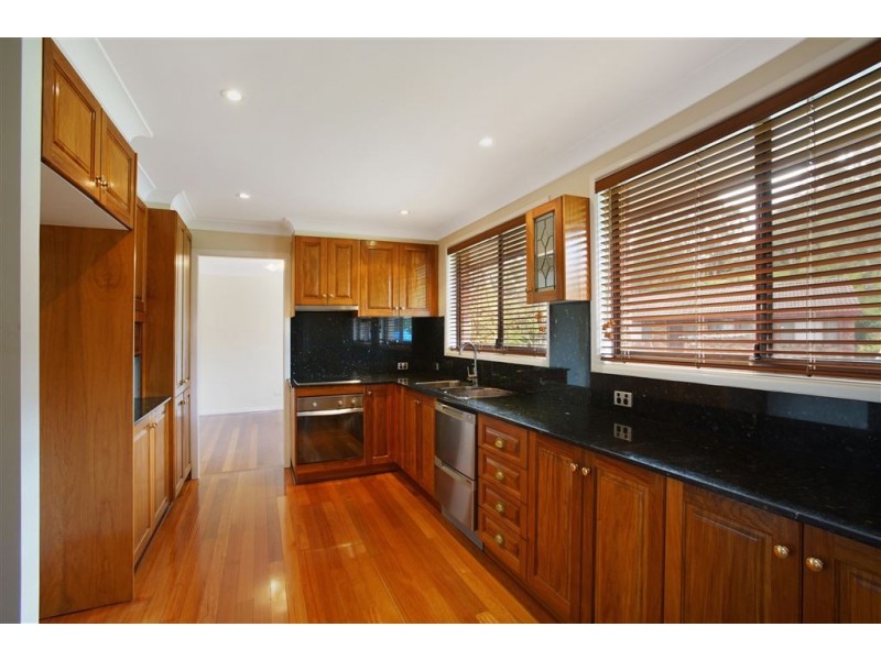 11 Burrinjuck Street, Leumeah NSW 2560