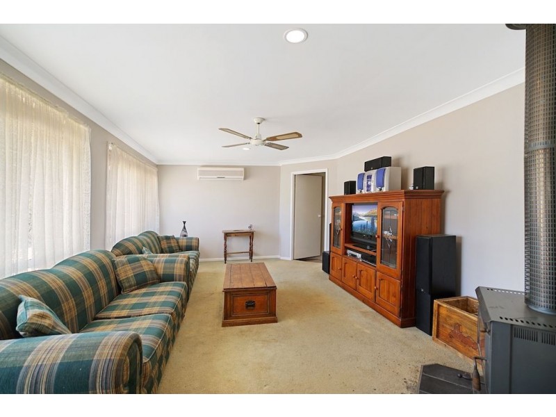 43 Boomerang Crescent, Raby NSW 2566