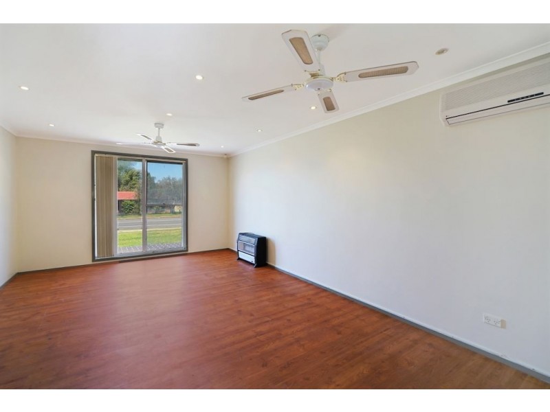 142 Spitfire Drive, Raby NSW 2566