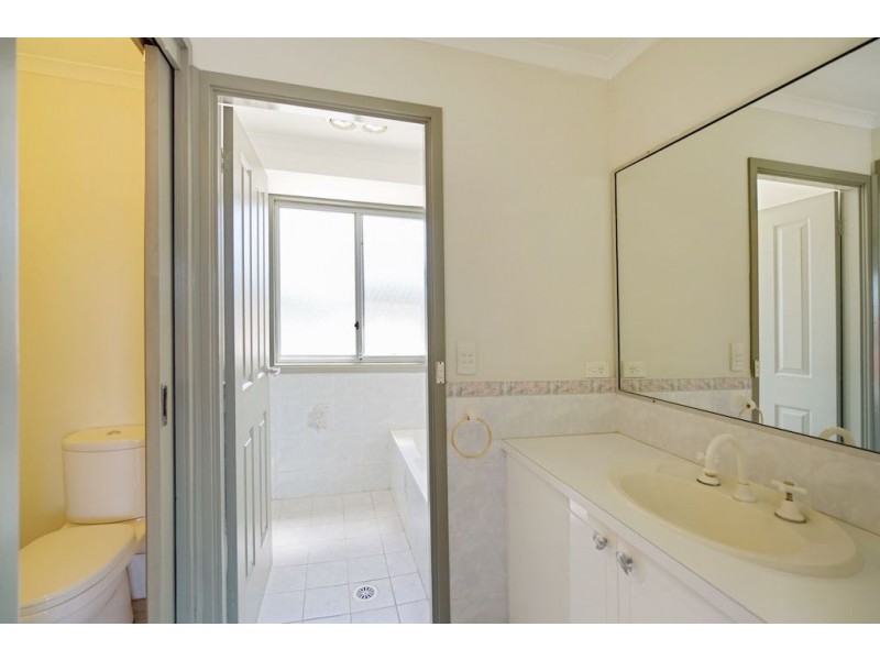 142 Spitfire Drive, Raby NSW 2566