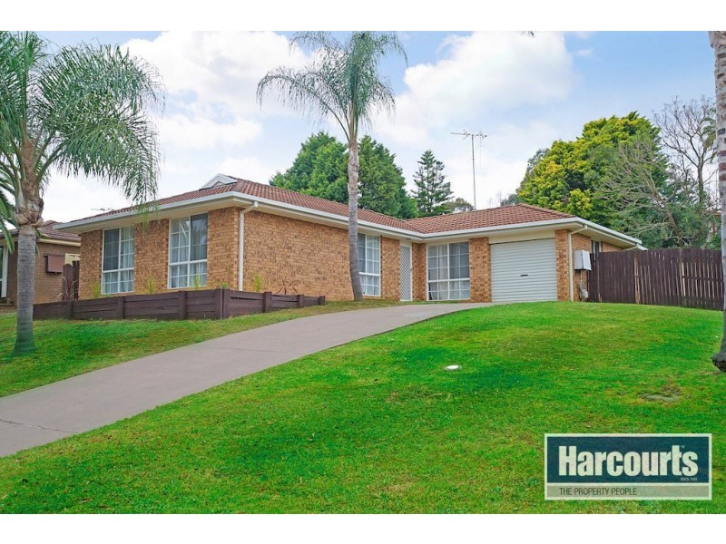 81 Lorenzo Crescent, Rosemeadow NSW 2560