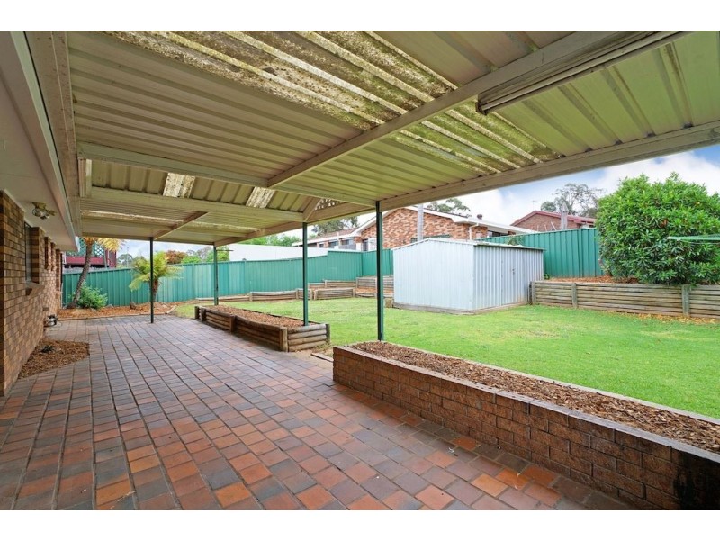 4 Turquoise Place, Eagle Vale NSW 2558