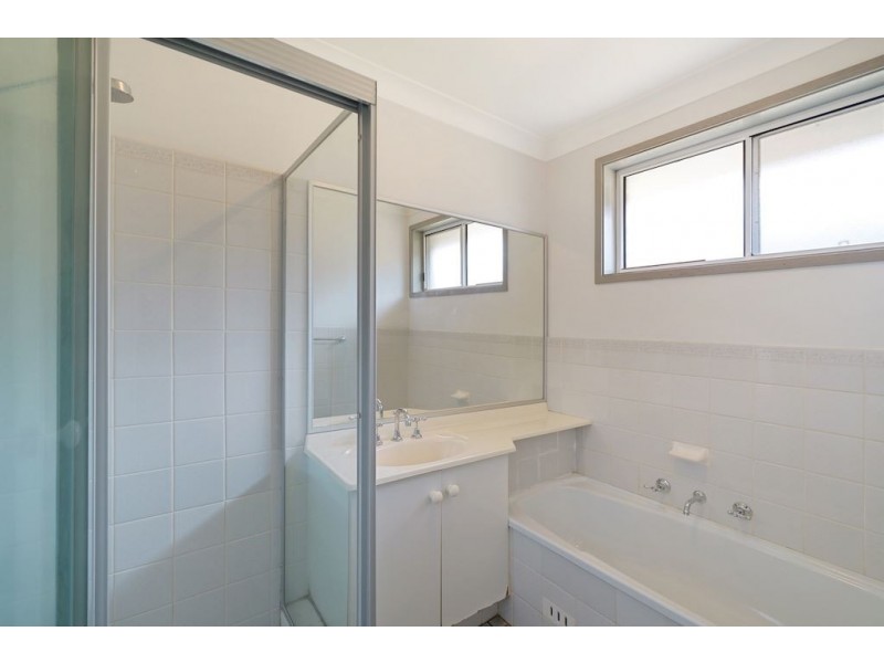 3/34 Westmoreland Road, Minto NSW 2566