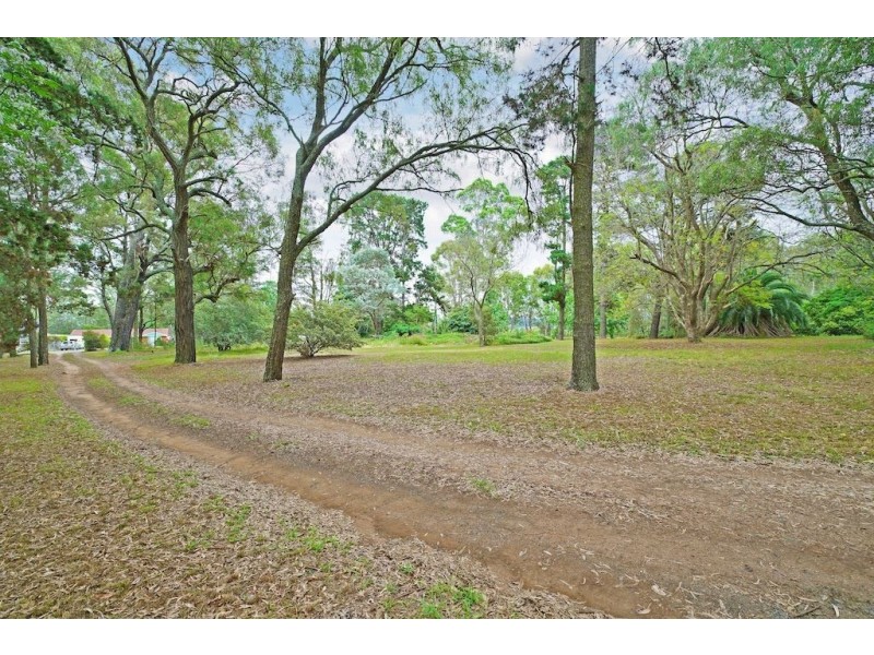 80 Cummins Road, Menangle Park NSW 2563