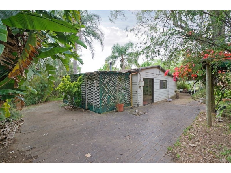 80 Cummins Road, Menangle Park NSW 2563