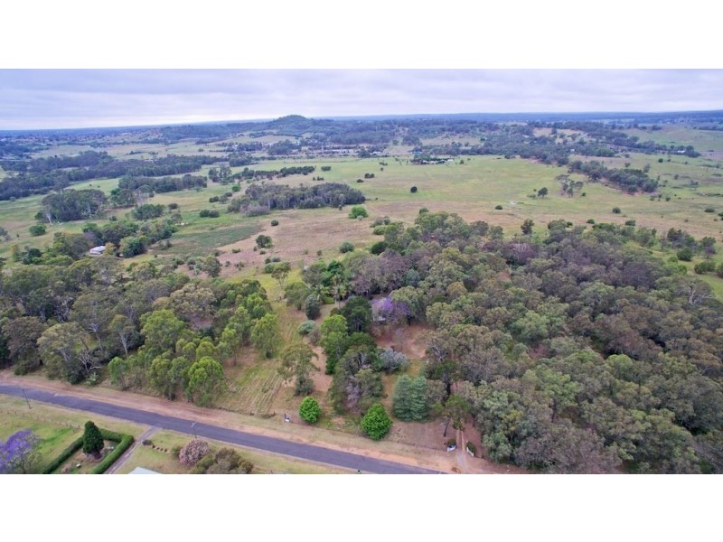 80 Cummins Road, Menangle Park NSW 2563