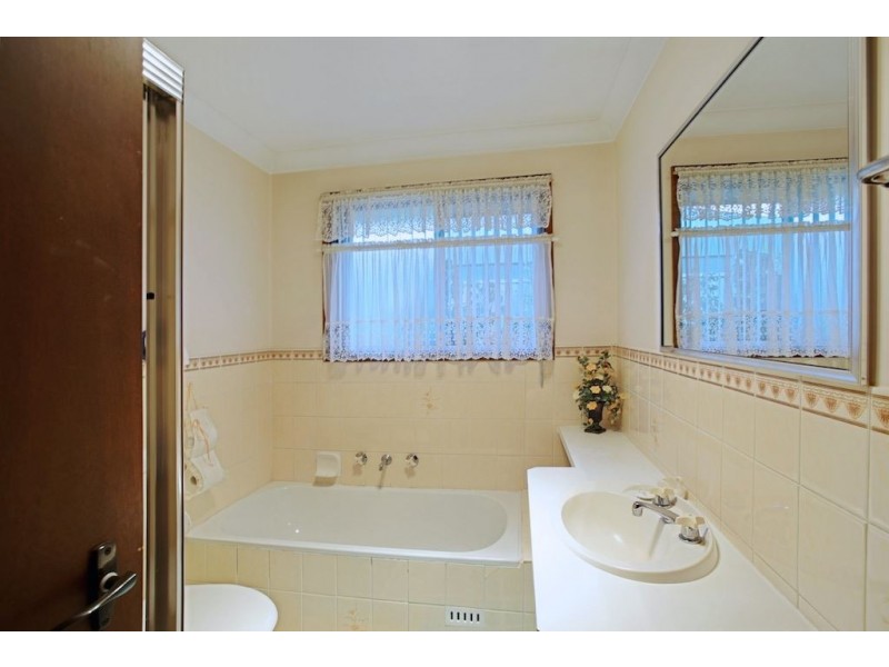 3/11 Reddall Street, Campbelltown NSW 2560
