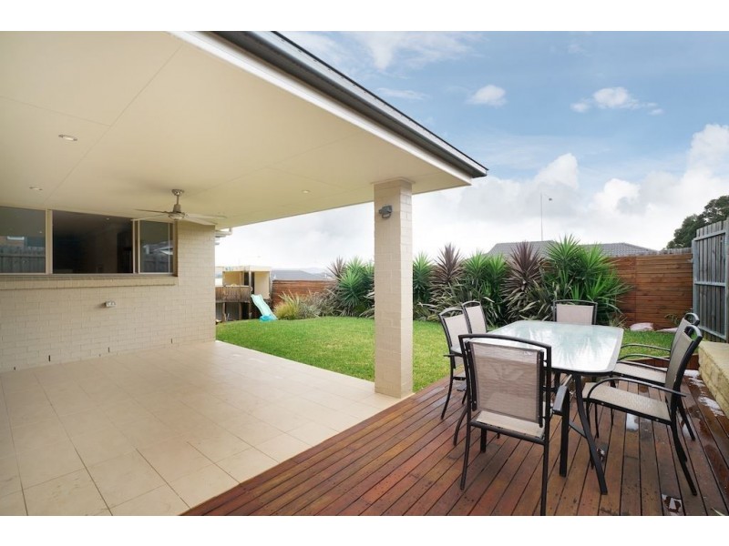 8 Marshall Avenue, Spring Farm NSW 2570