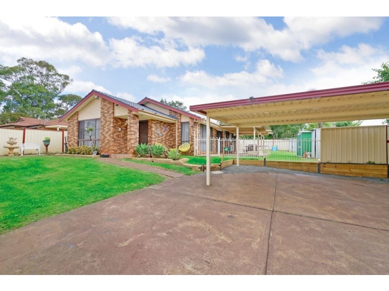 30 Hurricane Drive, Raby NSW 2566