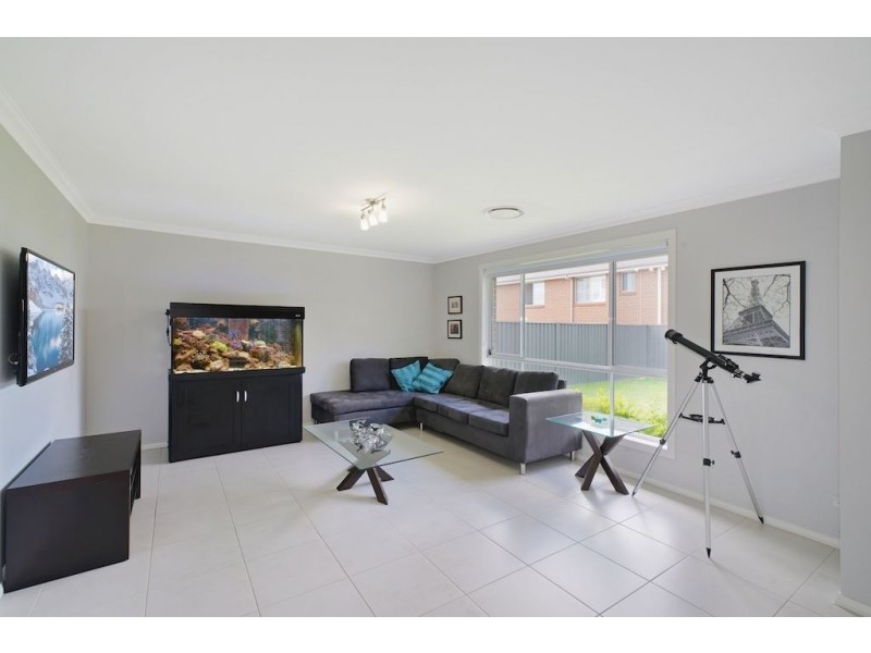 4 Discovery Circuit, Gregory Hills NSW 2557