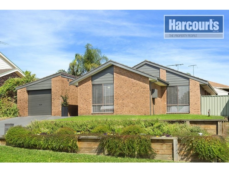 6 Whitworth Place, Raby NSW 2566
