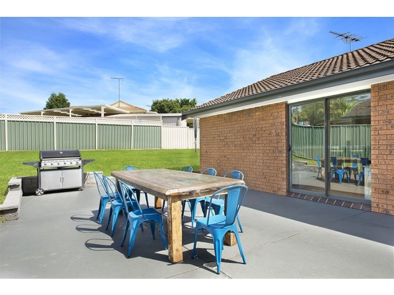 6 Whitworth Place, Raby NSW 2566