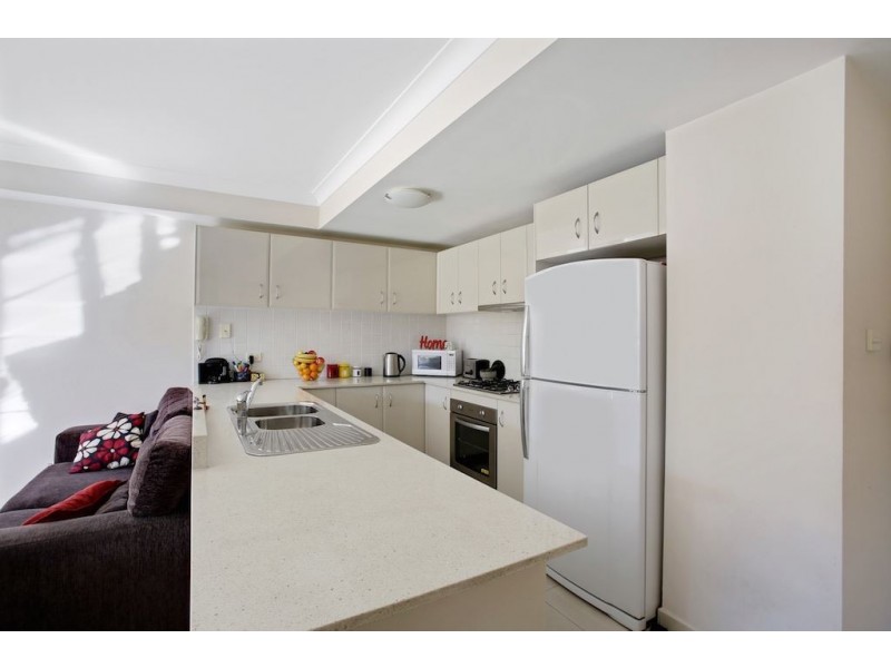 22/41 Woodhouse Drive, Ambarvale NSW 2560