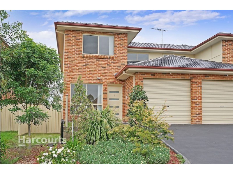 2/4 Feldspar Road, Eagle Vale NSW 2558