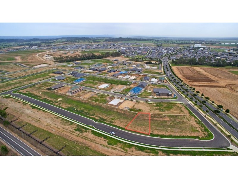 44 Thorpe Circuit, Oran Park NSW 2570