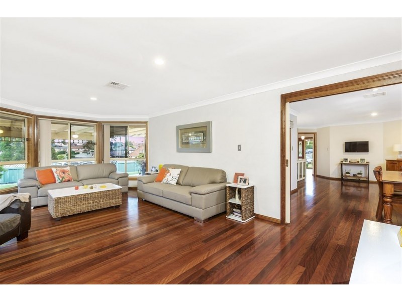 59 Braeside Crescent, Glen Alpine NSW 2560