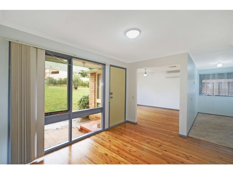 15 Peggotty Avenue, Ambarvale NSW 2560